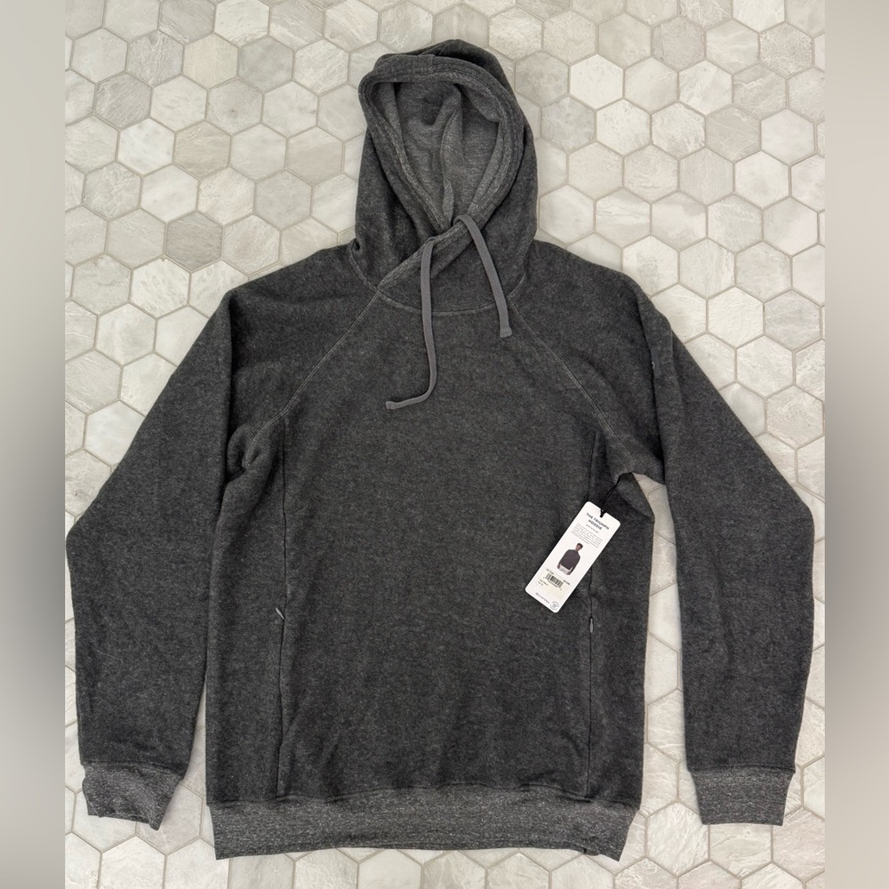 Alo Yoga “The Triumph Hoodie” - XL - NWT